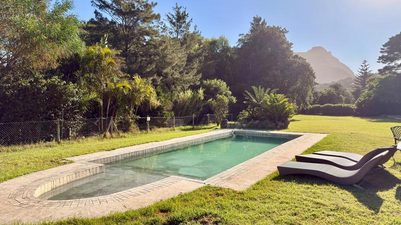 9 Bedroom Property for Sale in Hout Bay Western Cape